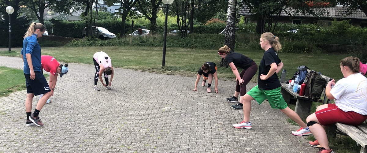 Voerder Damenmannschaft aktiviert sich im Park