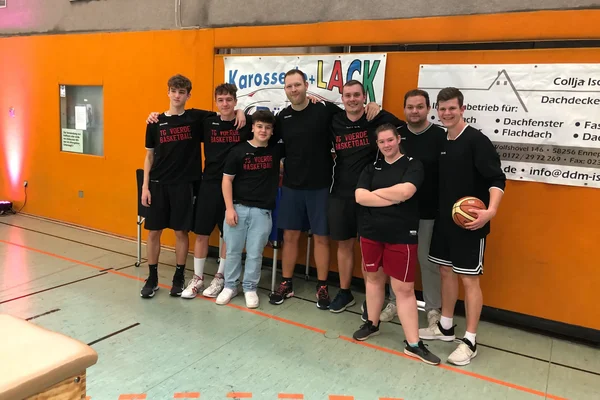 1. Herren: Der Start in die Saison hat alle Erwartungen übertroffen / Das TEAM ist der Star