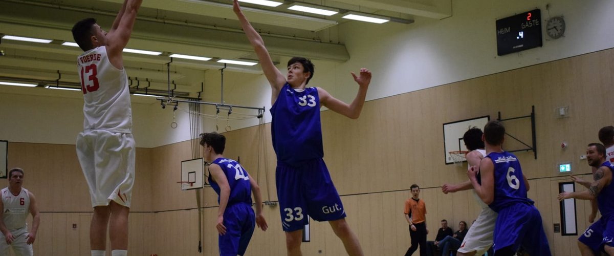 Hangtime im RGE! Voerder Phalanx fegt Langendreer aus der Halle